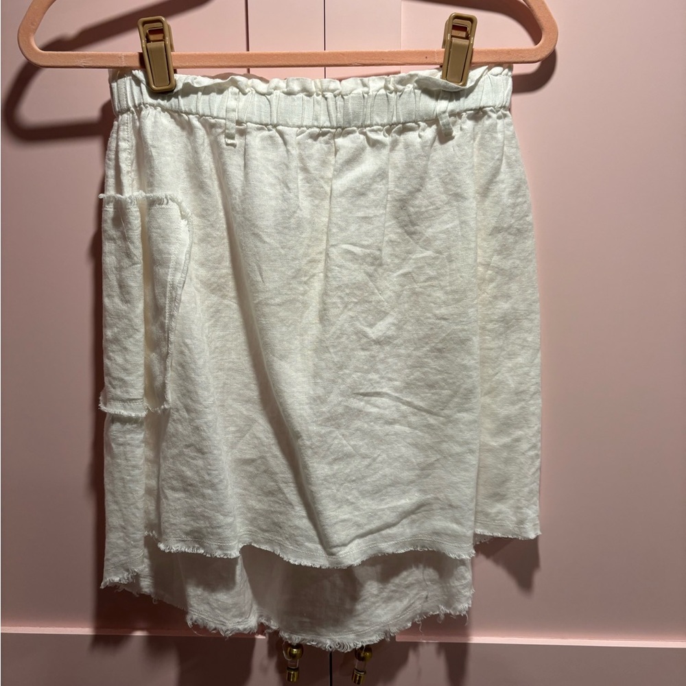 Velia Sierra white skirt